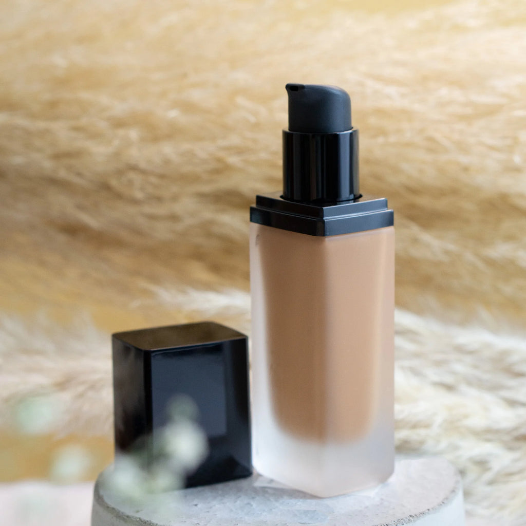 Foundation with SPF T274254