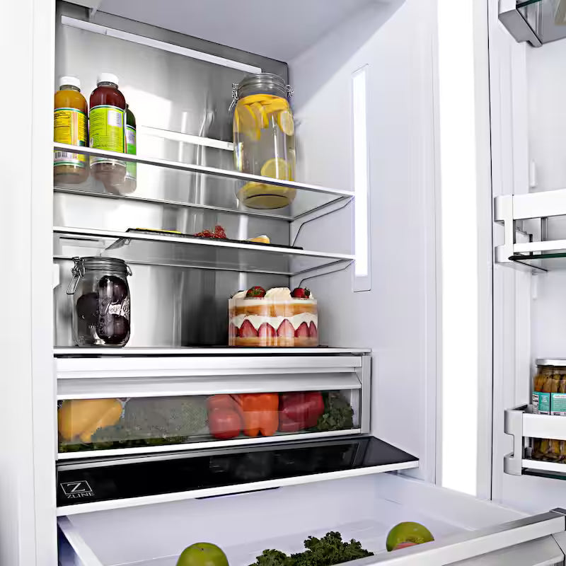 4-Door French Door Refrigerator with Ice and Water Dispenser S778058