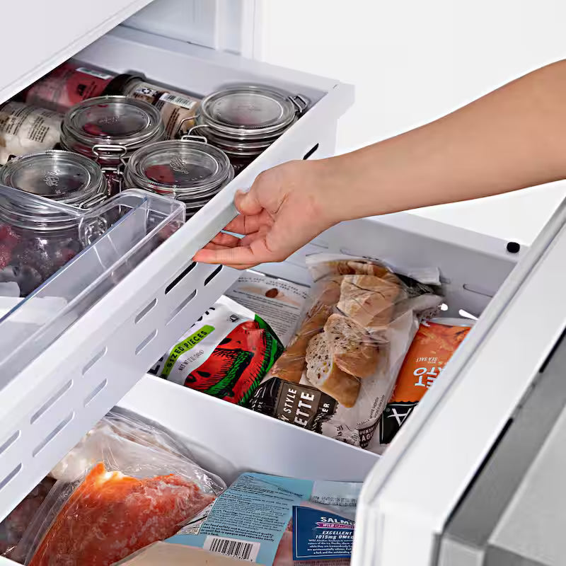 4-Door French Door Refrigerator with Ice and Water Dispenser S778058