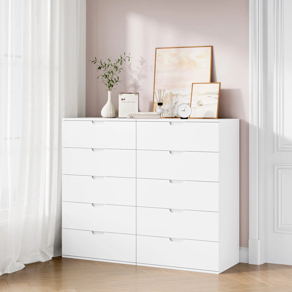 White 6 Drawer Dresser Q222992
