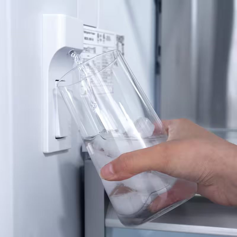 4-Door French Door Refrigerator with Ice and Water Dispenser S778058