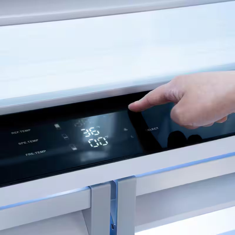 4-Door French Door Refrigerator with Ice and Water Dispenser S778058