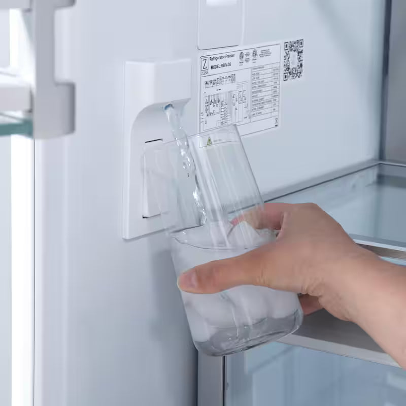 4-Door French Door Refrigerator with Ice and Water Dispenser S778058