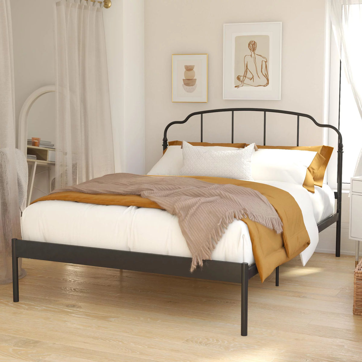 Queen Black Metal Bed R48225
